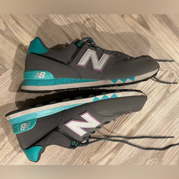 New Balance 574 - Picture 5 of 7